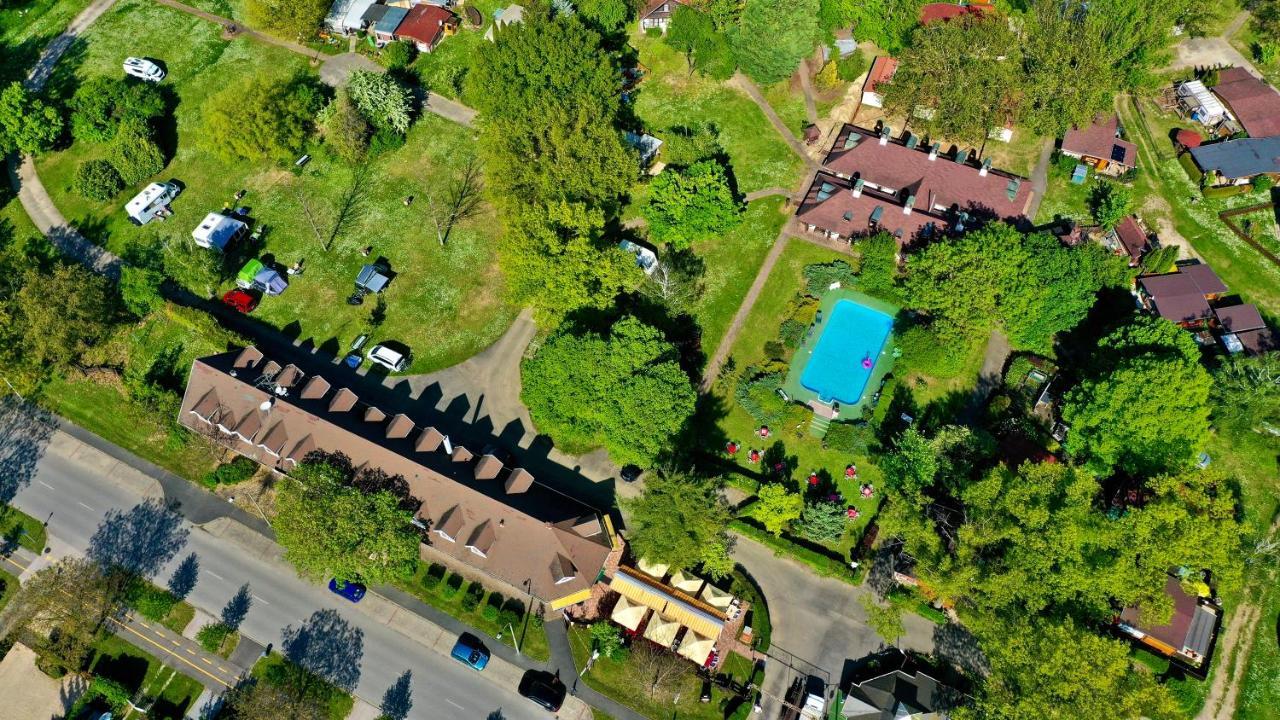 Romantik Camping Es Panzio Bük Eksteriør bilde